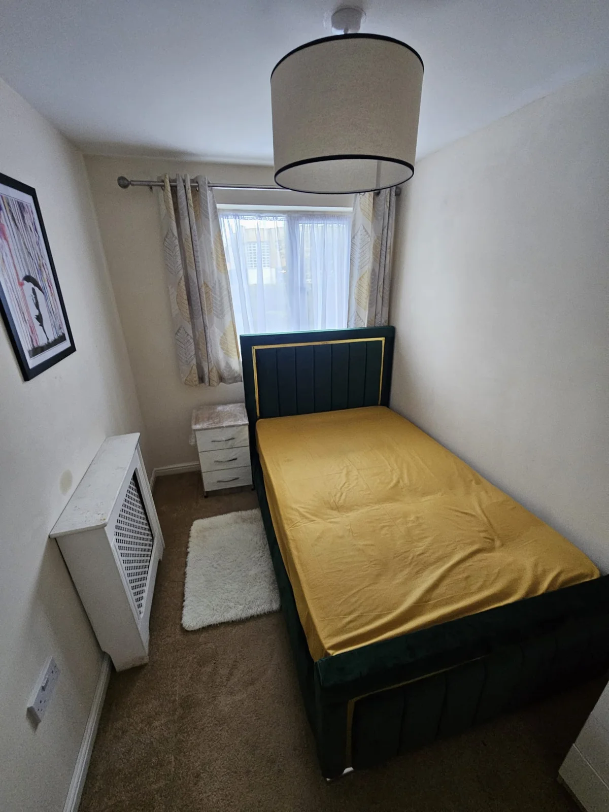 Parsons Mew, property photograph 2